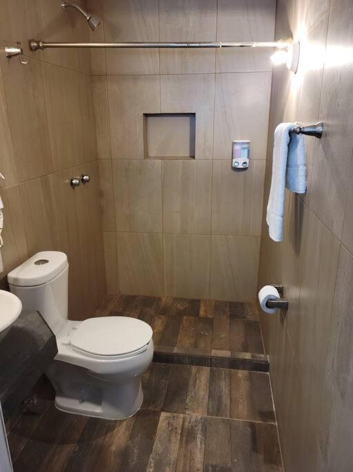 Departamento Privado7, 2 Camas Matri, Parking, Cocina Equipada, Wifi 65 Mb, 2 Climas,Centrico,Tv Smart Διαμέρισμα Ciudad Valles Εξωτερικό φωτογραφία